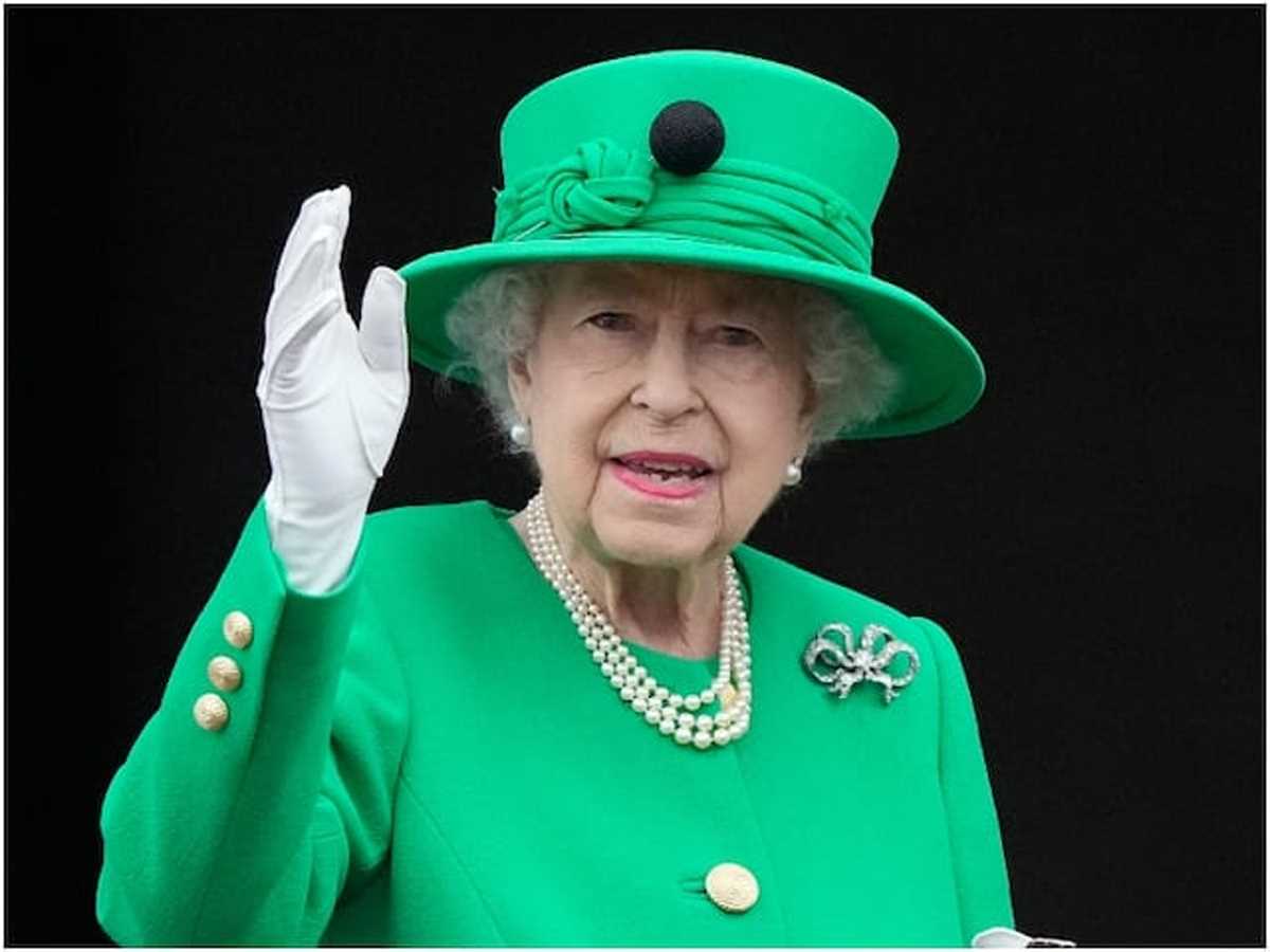 ब्रिटेन की महारानी एलिजाबेथ-द्वितीय का 70 साल शासन के बाद निधन